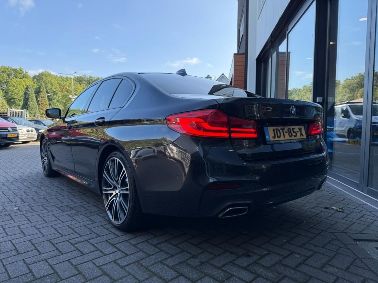 BMW 5-SERIE 530e iPerformance M-Sport,Schuifdak,Leer,LED,NaviPro,Cam,