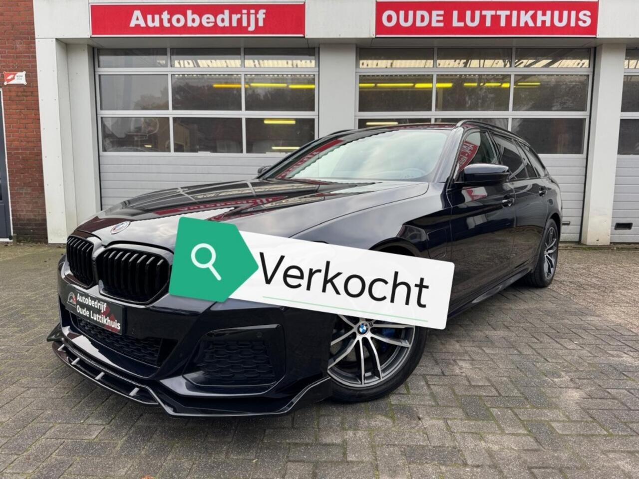 BMW 5-SERIE Touring 530e xDrive M Sport Laser Camera Navi Trekhaak