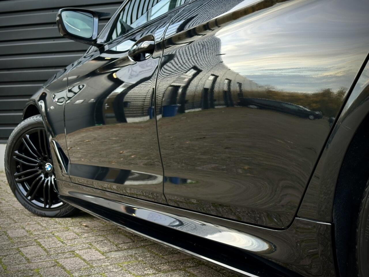 BMW 5-SERIE 520i M-PERFORMANCE HEADUP|DAK|HiFi|BLINDSPOT|CAMERA