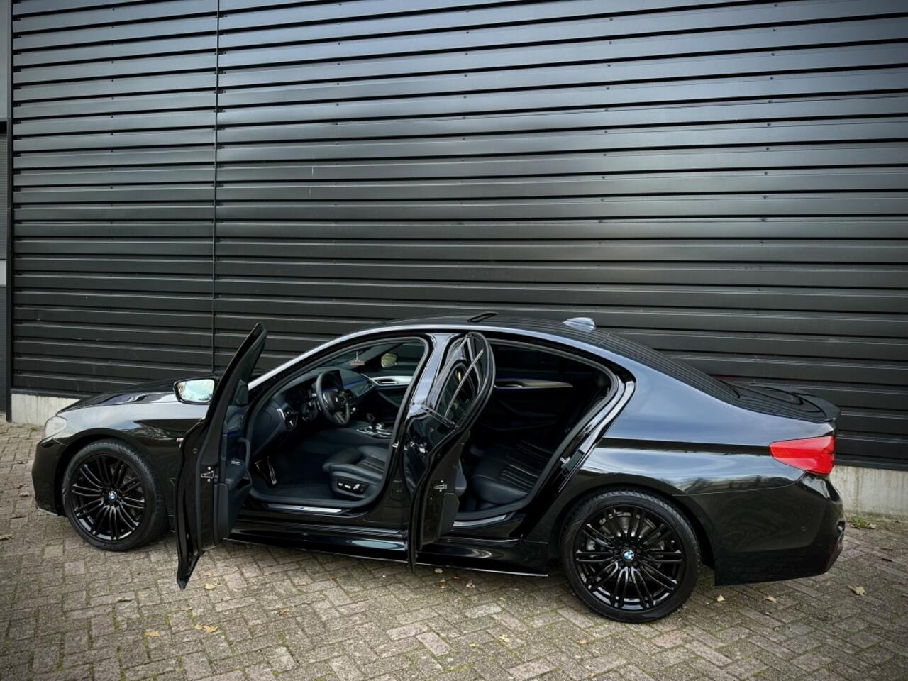 BMW 5-SERIE 520i M-PERFORMANCE HEADUP|DAK|HiFi|BLINDSPOT|CAMERA