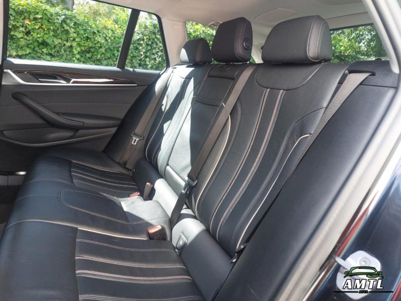 BMW 5-SERIE Touring - 520i High Executive Edition