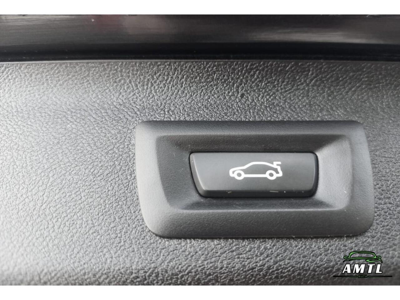 BMW 5-SERIE Touring - 520i High Executive Edition