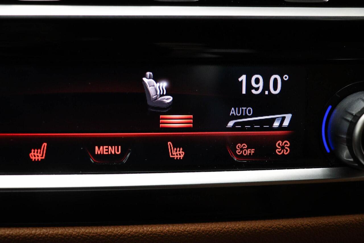 BMW 5-SERIE Touring 540i xDrive High Executive | LASER LED | HEAD UP | PANORAMADAK | 360 CAMERA | TREKHAAK