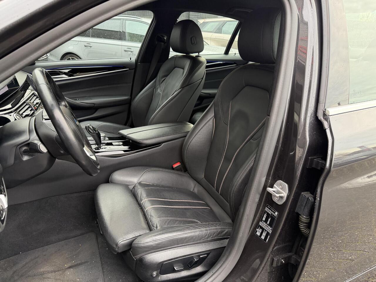 BMW 5-SERIE 520i Executive Edition | Navigatie | Lederen Bekleding | 18 Inch Lichtmetalen Velgen | Cruise Control |