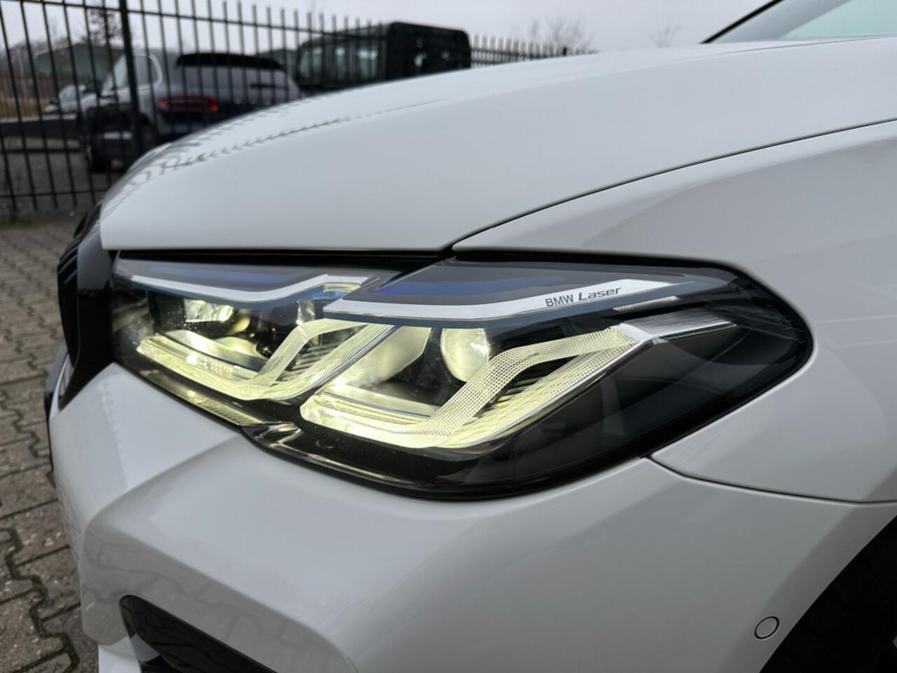 BMW 5-SERIE 530e High Executive M-sport 2020 *BTW *M5 Seats *Laser *20inch