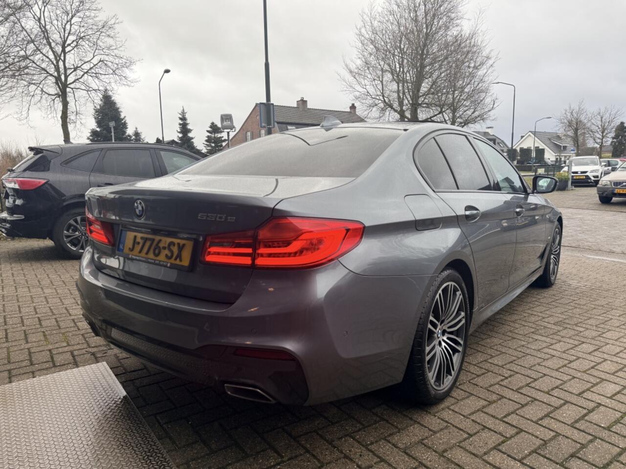 BMW 5-SERIE 530e iPerformance M-Sport