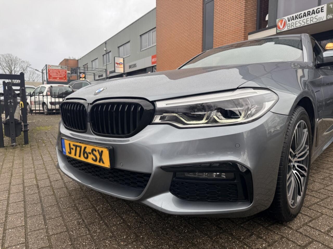 BMW 5-SERIE 530e iPerformance M-Sport
