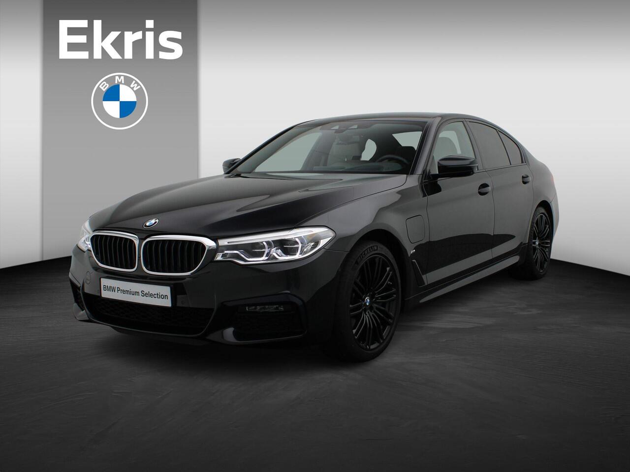 BMW 5-SERIE Sedan 530e High Executive | M Sportpakket | Soft Close | Comfort Access | Trekhaak | Stoelventilatie | Comfortstoelen | Head Up Display | Harman Kardon | 19''
