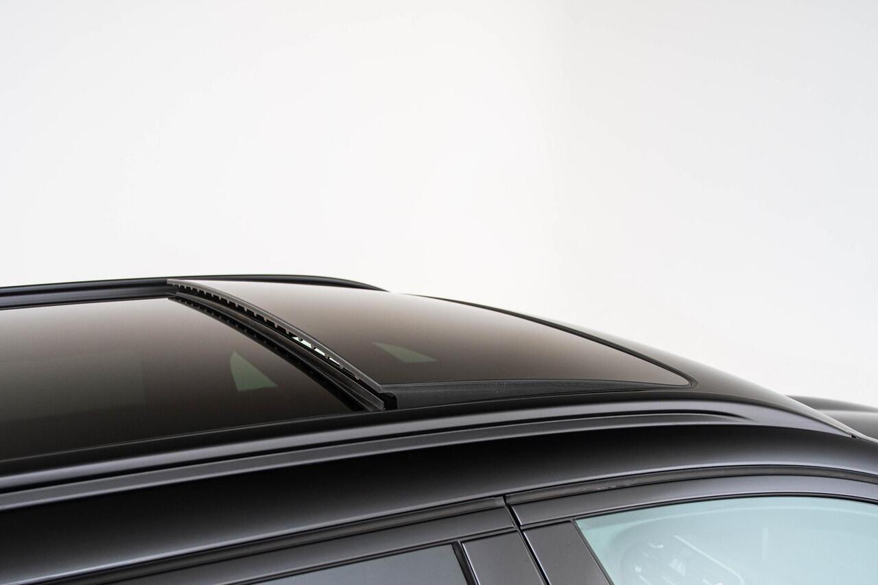 BMW 5-SERIE Touring 540i xDrive High Executive Sportline - panoramadak - Comfortstoelen - Comfort Access - Driving/Parking Assistant Plus - Elektrisch verwarmde voor en achterstoelen - Head up - Hifi -