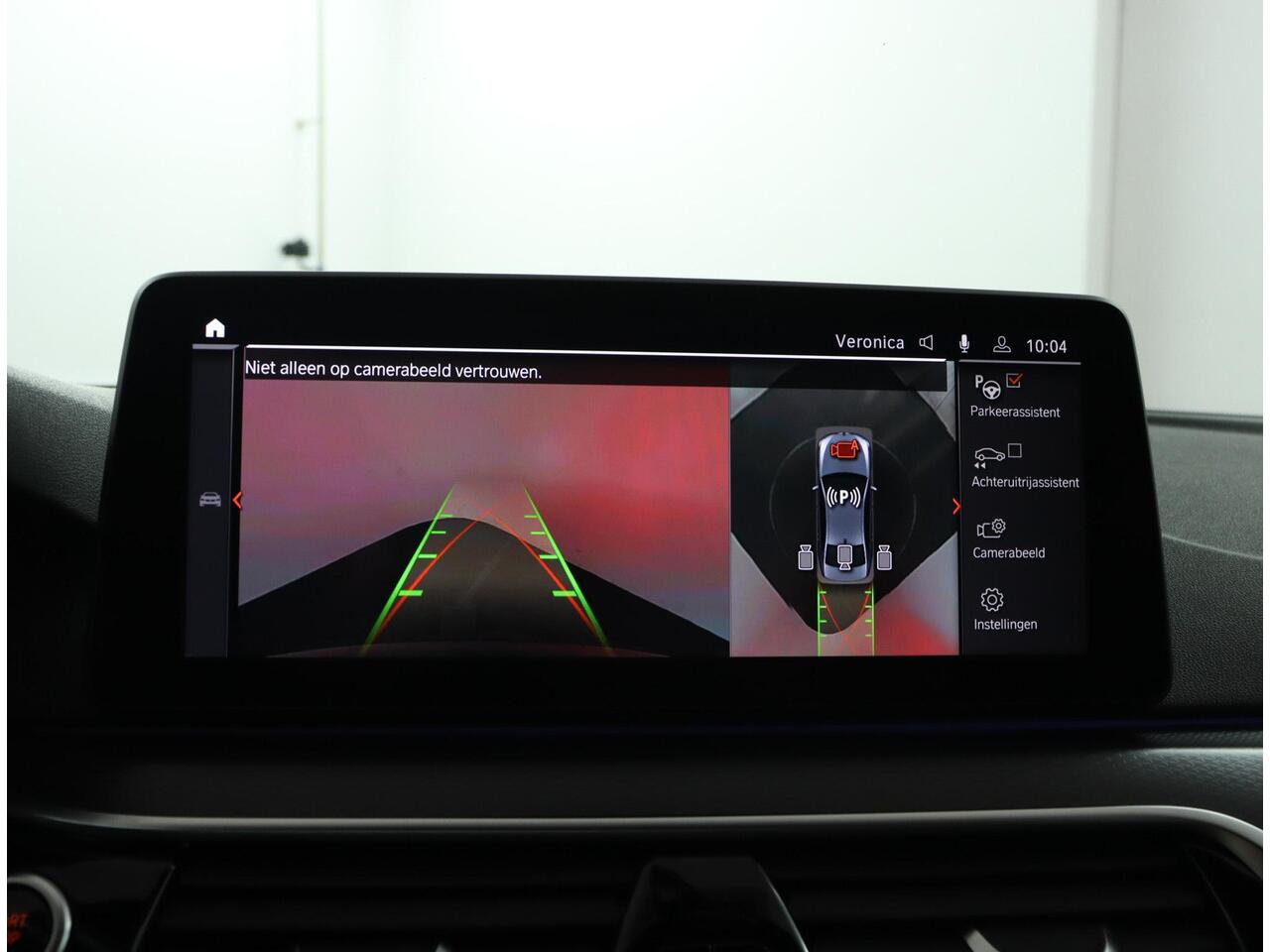 BMW 5-SERIE 530i Business Edition Plus M sportpakket |19inch velgen | Comfort Acces | Comfortstoelen | laserlight