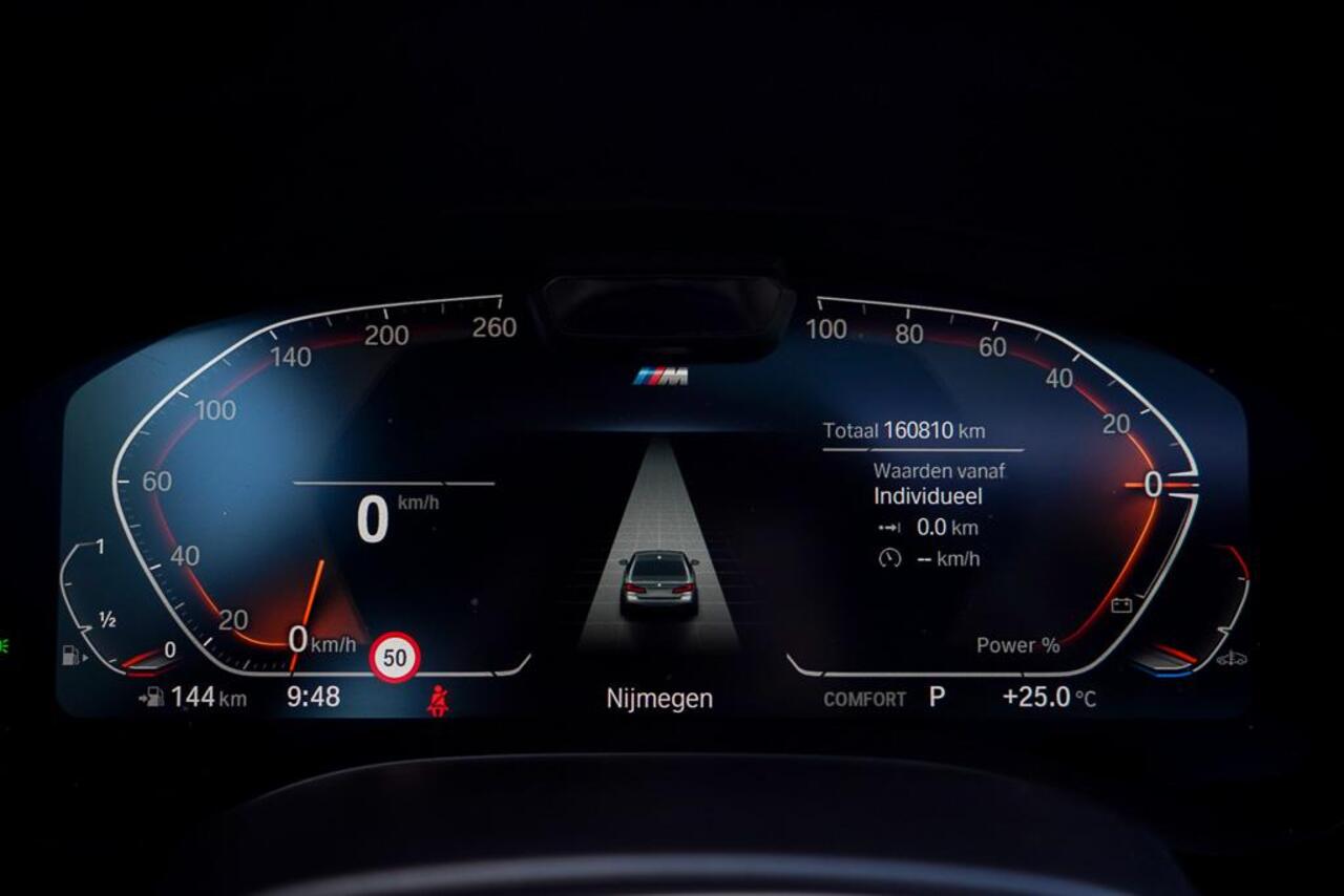 BMW 5-SERIE 530i High Executive Edition / M-Sport / Laser / M-Stoelen / Schuifdak / Adaptive Cruise