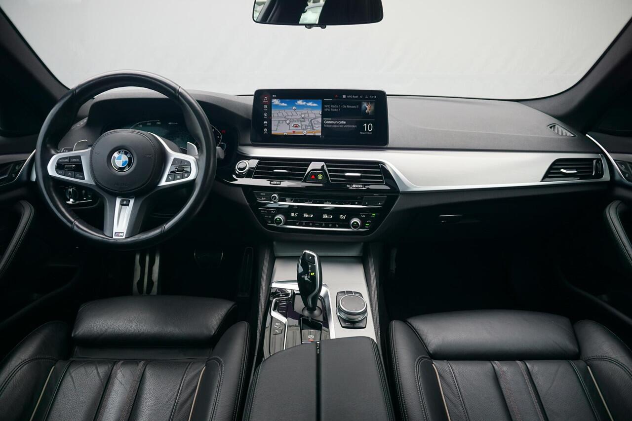 BMW 5-SERIE Sedan 520e M Sportpakket | Schuif-kanteldak | Comfortstoelen | Head-Up | BMW Laserlight | HIFI | Elektrische Stoel en Stuurwiel verwarming