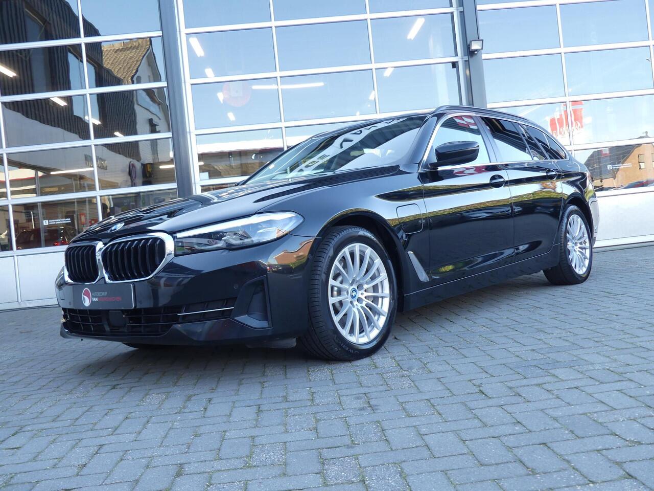 BMW 5-SERIE Touring 530e High Executive *t/m 10de bouwjaar garantie!