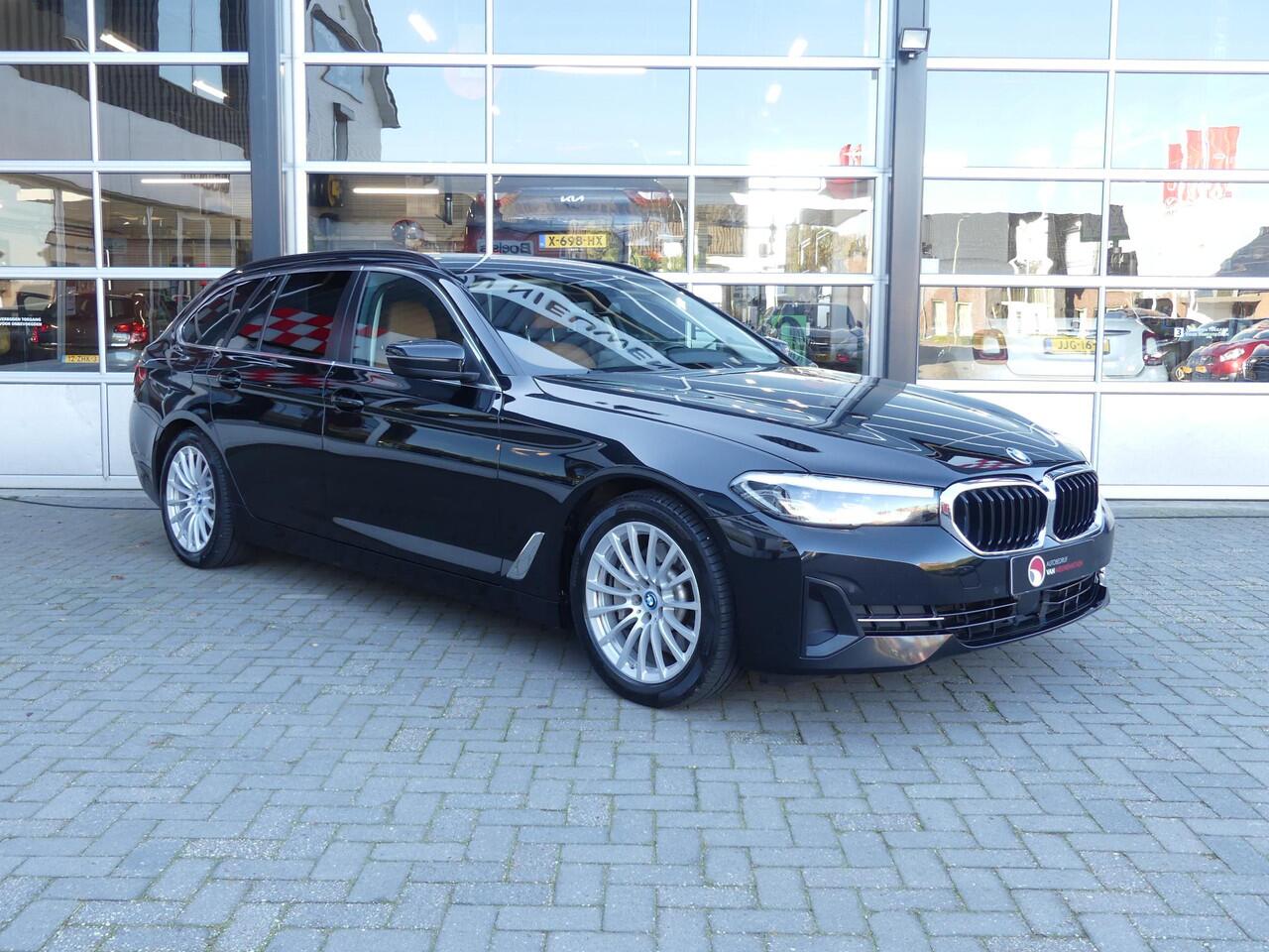 BMW 5-SERIE Touring 530e High Executive *t/m 10de bouwjaar garantie!