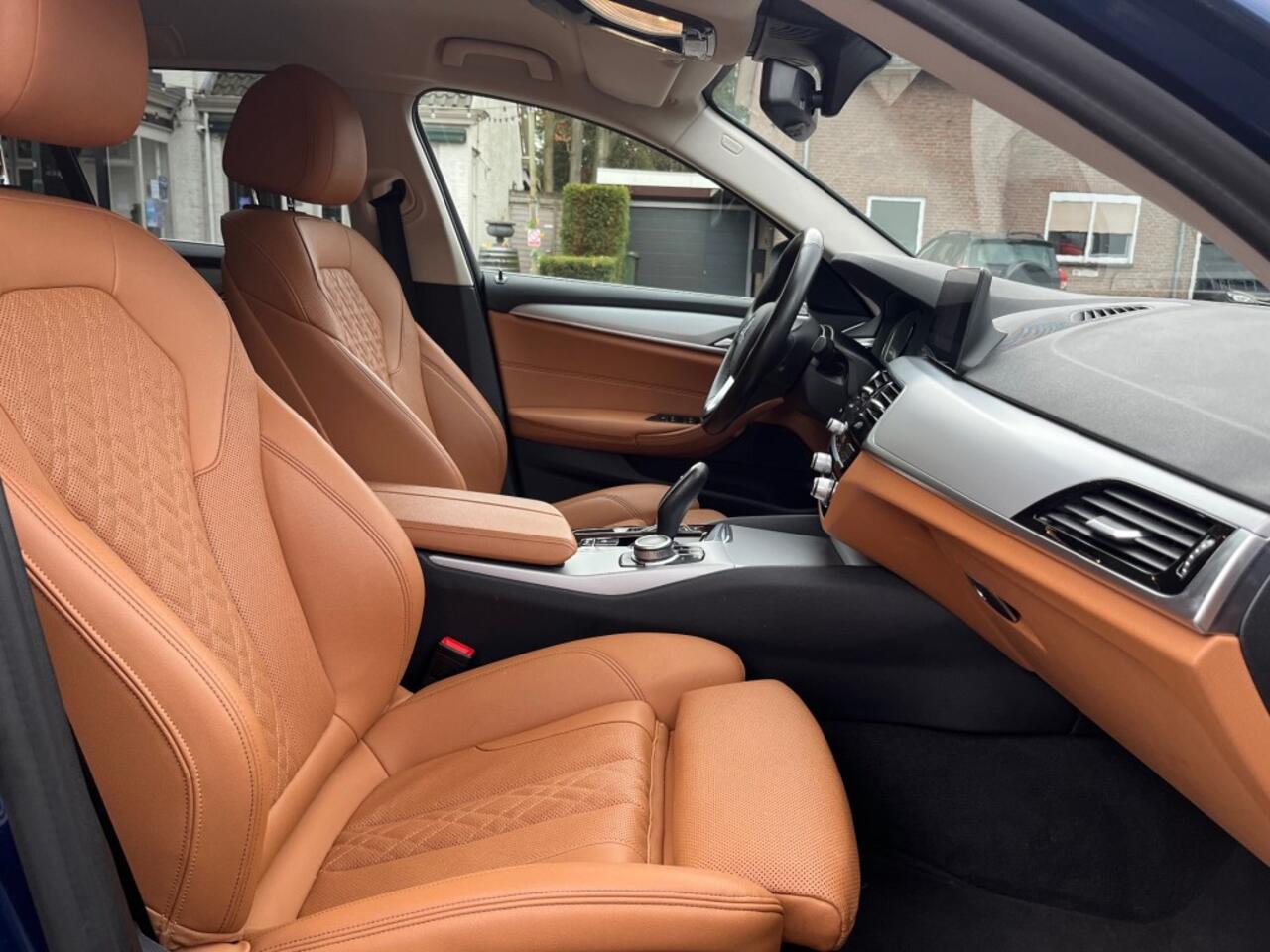 BMW 5-SERIE TOURING 530E HIGH EXECUTIVE / LEDER / CAMERA / CARPLAY / ELEK. TREKHAAK