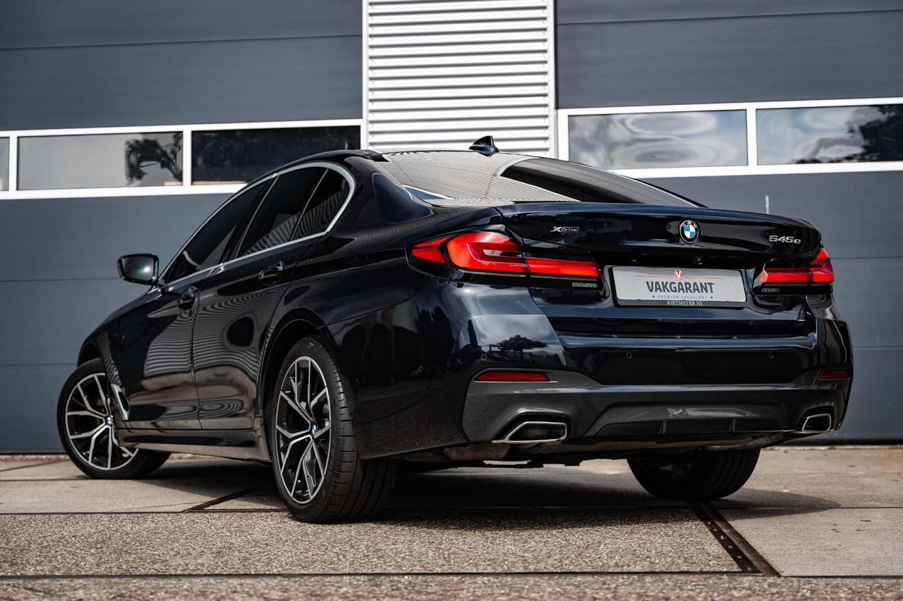 BMW 5-SERIE 545e xDrive High Executive |Sfeer |Alcantara |ACC |Stoel/Stuurverw.