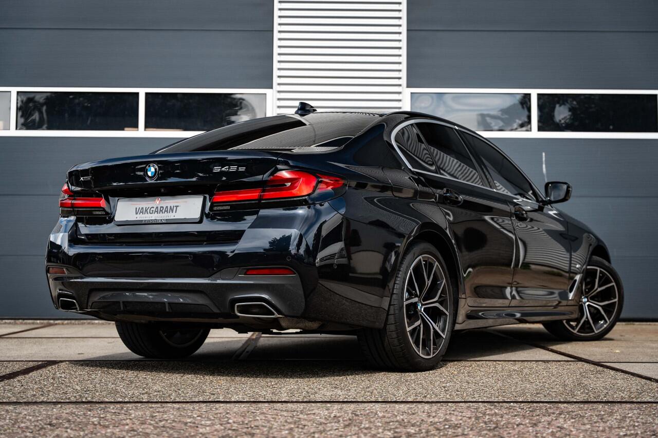 BMW 5-SERIE 545e xDrive High Executive |Sfeer |Alcantara |ACC |Stoel/Stuurverw.