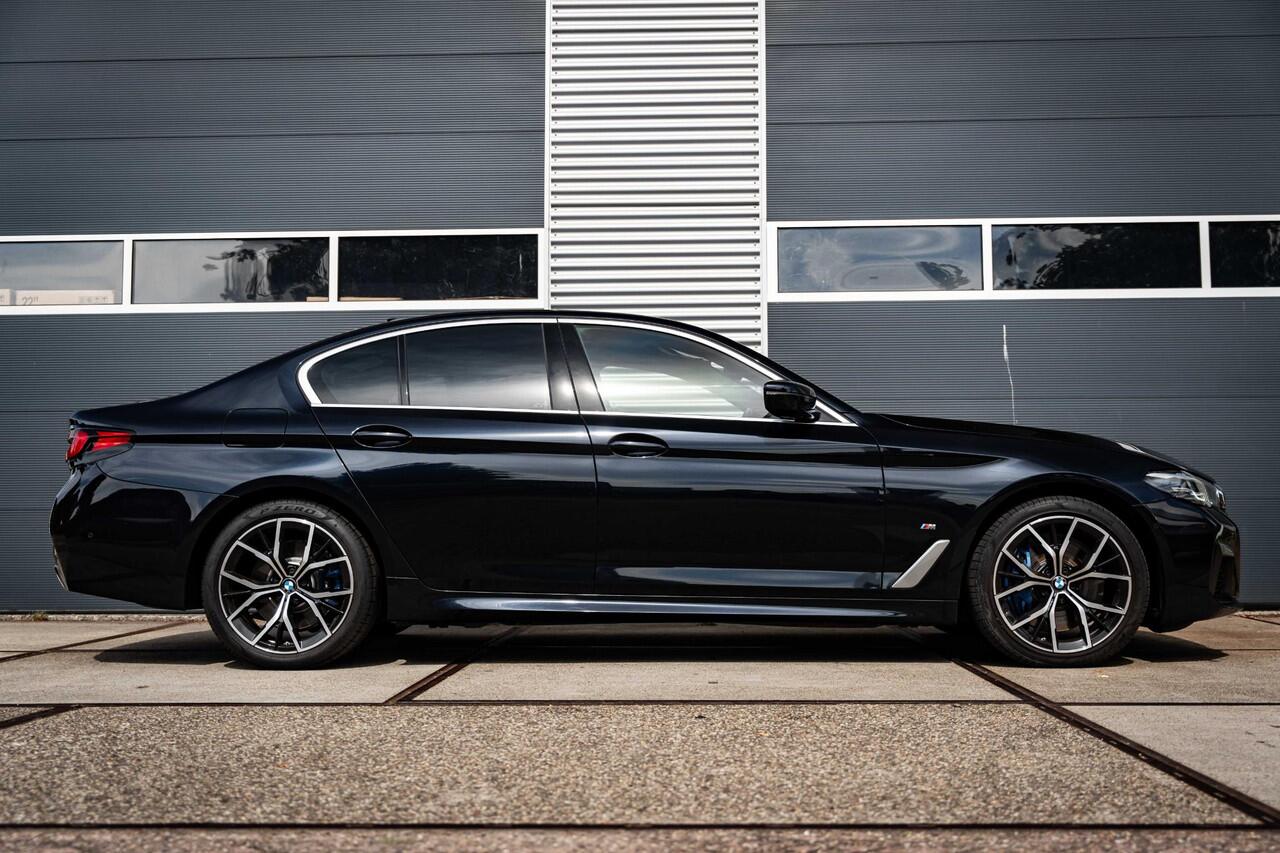 BMW 5-SERIE 545e xDrive High Executive |Sfeer |Alcantara |ACC |Stoel/Stuurverw.