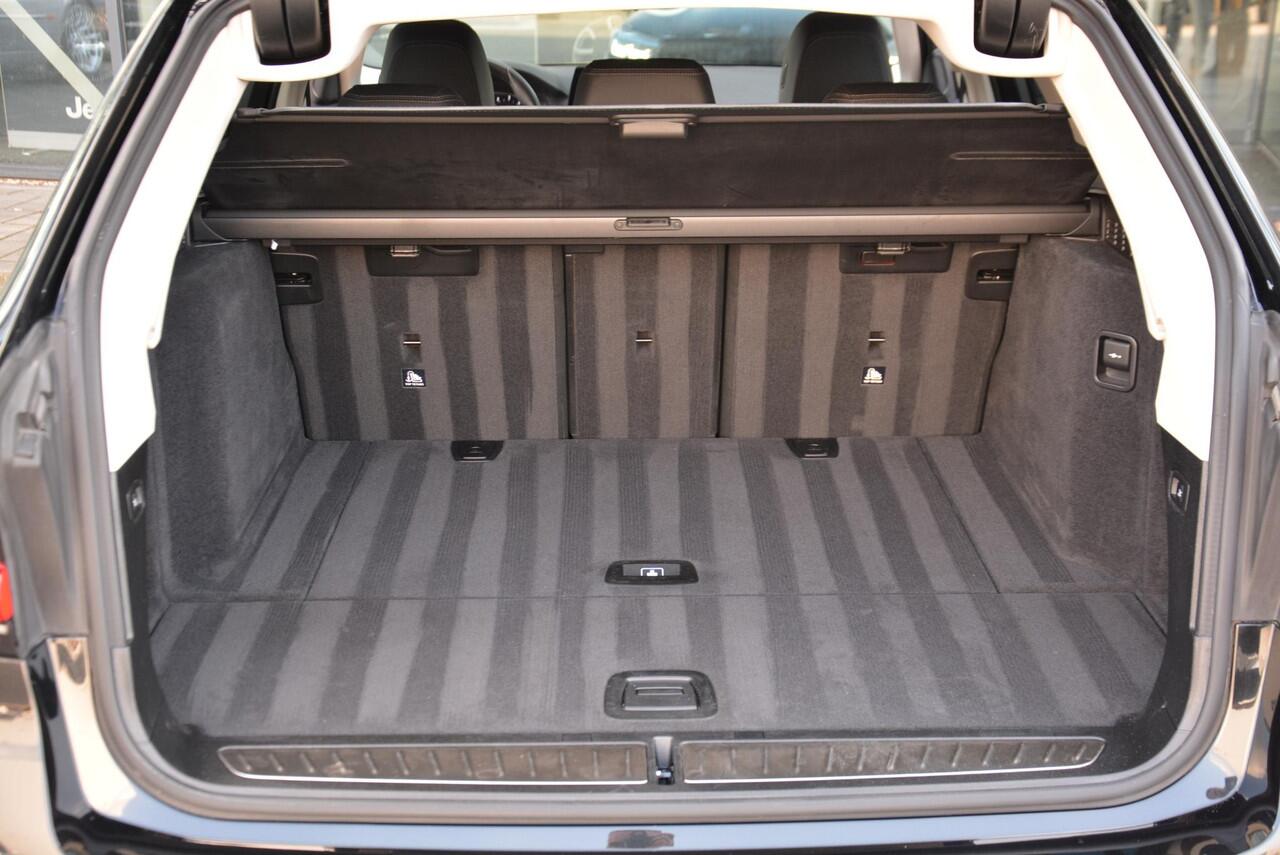 BMW 5-SERIE Touring 520d Business Edition Plus | Leer | Stoelverwarming | Led pakket