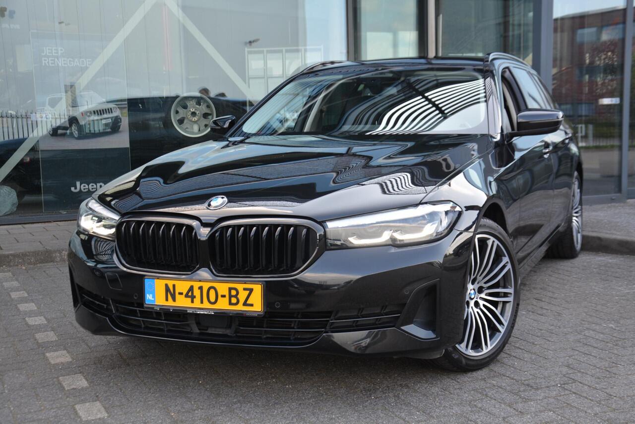 BMW 5-SERIE Touring 520d Business Edition Plus | Leer | Stoelverwarming | Led pakket