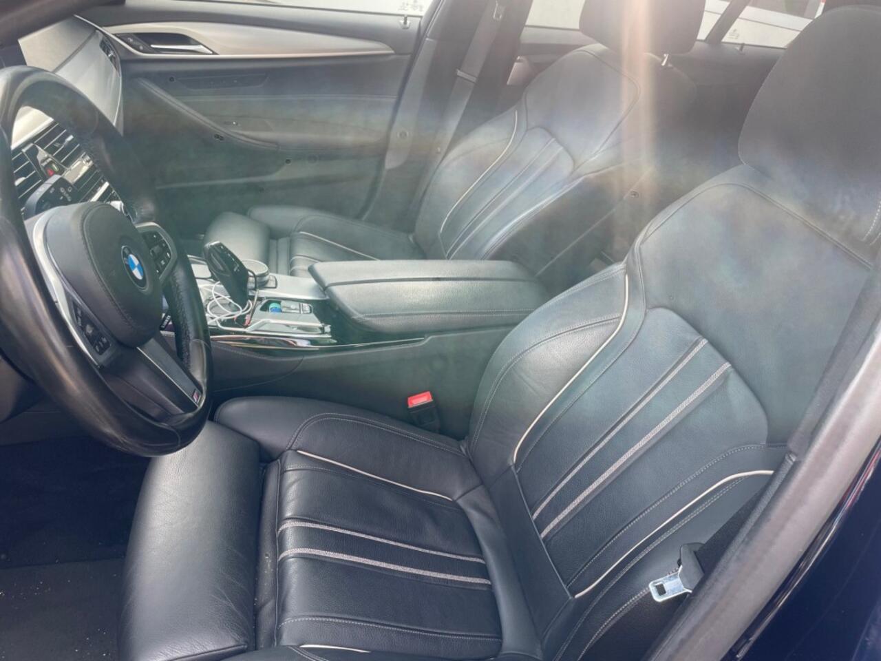 BMW 5-SERIE 530i Touring X drive M sport