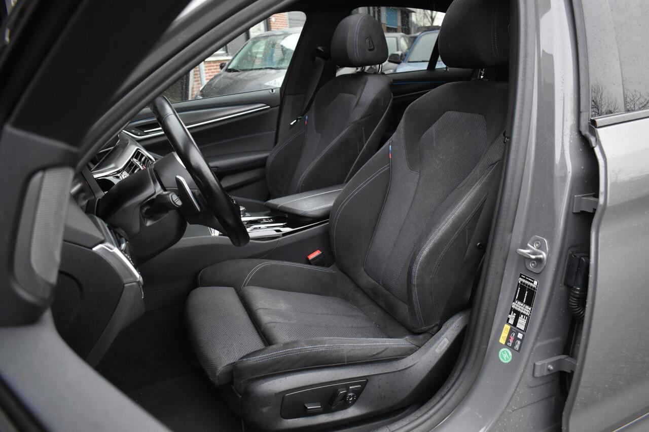 BMW 5-SERIE 530e M-Sport Lane Pano Camera 20" HK