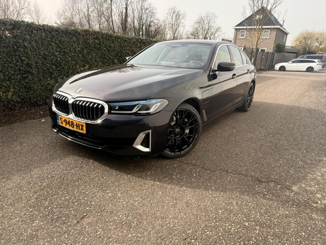 BMW 5-SERIE 520e High Exe