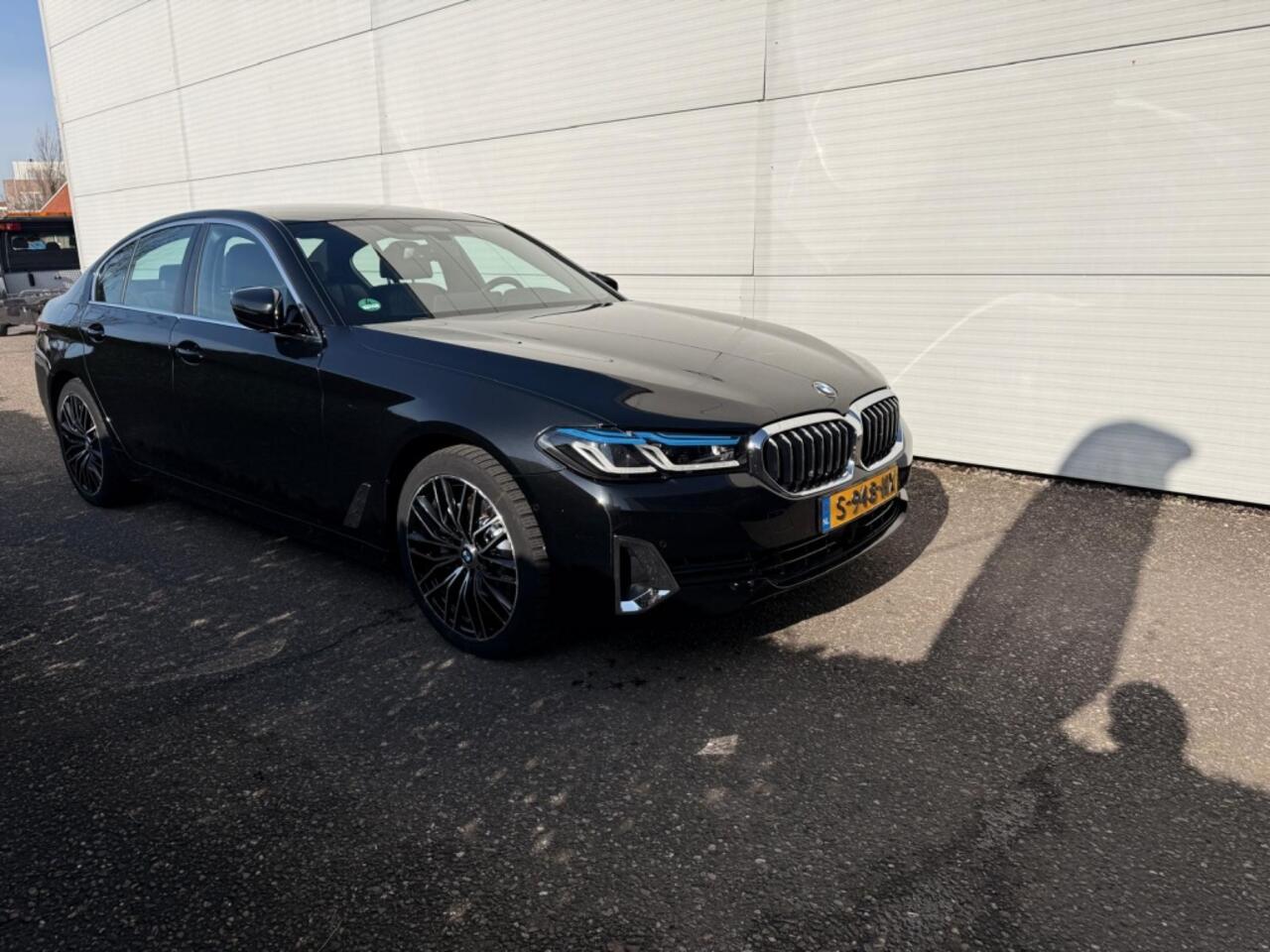 BMW 5-SERIE 520e High Exe