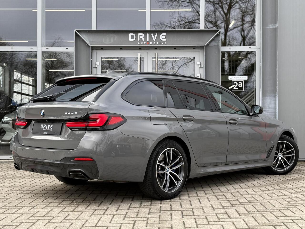 BMW 5-SERIE Touring 530e High Ex. M-Sport |CoPilot|Laser|H/K|HUD|Bernina Grey|