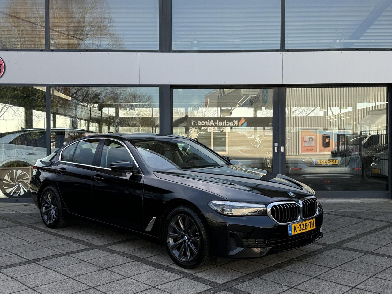 BMW 5-SERIE Aut. 520i Executive Ed. | Navi | Xenon-Led | ECC | Apple Carplay |