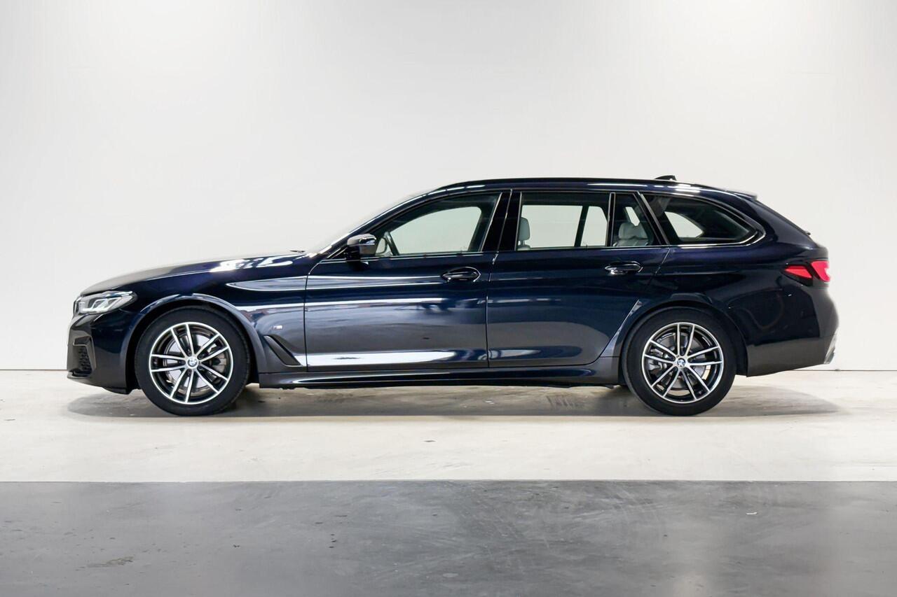 BMW 5-SERIE Touring 520i High Executive Edition M Sportpakket Aut.