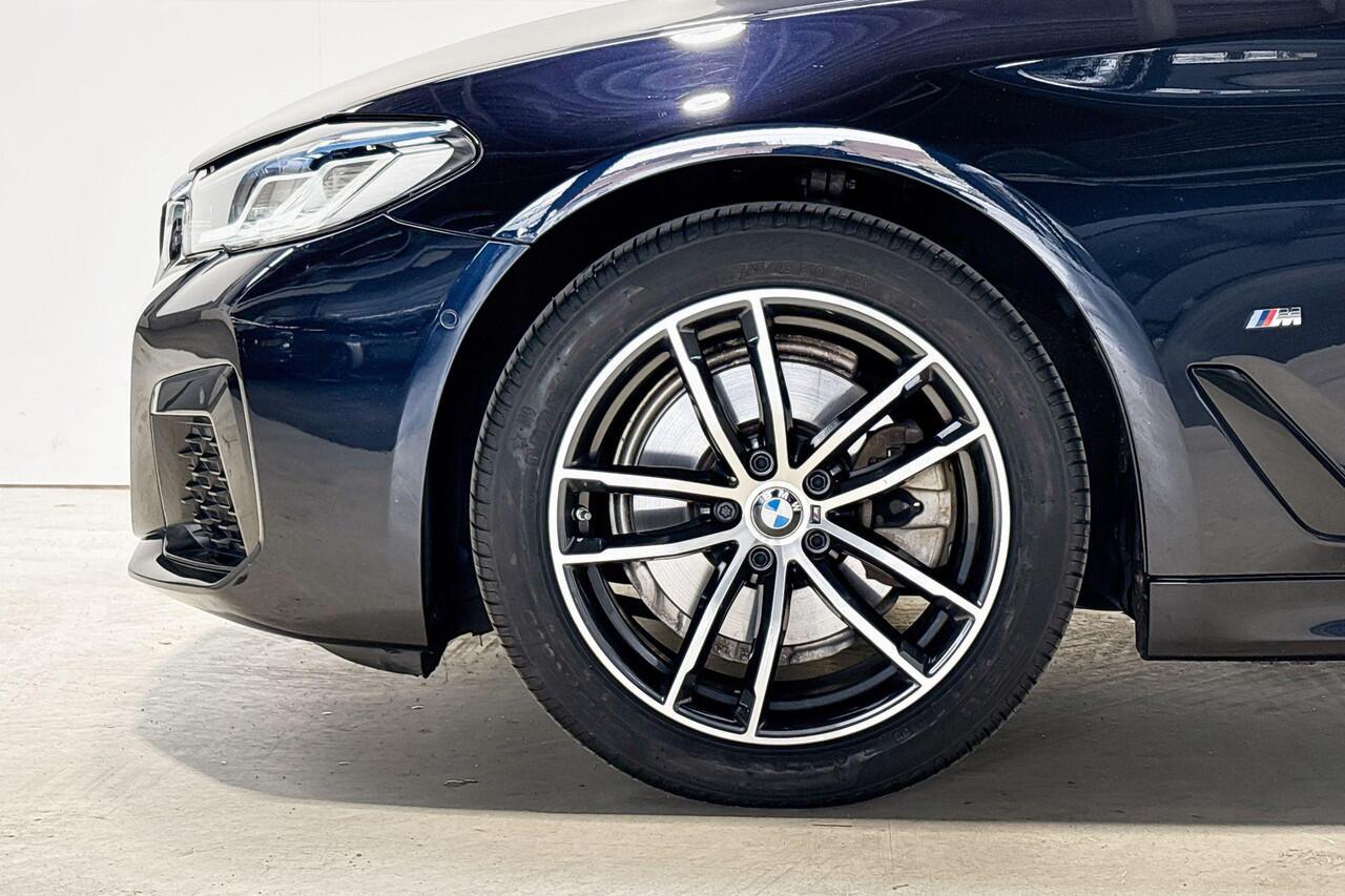 BMW 5-SERIE Touring 520i High Executive Edition M Sportpakket Aut.