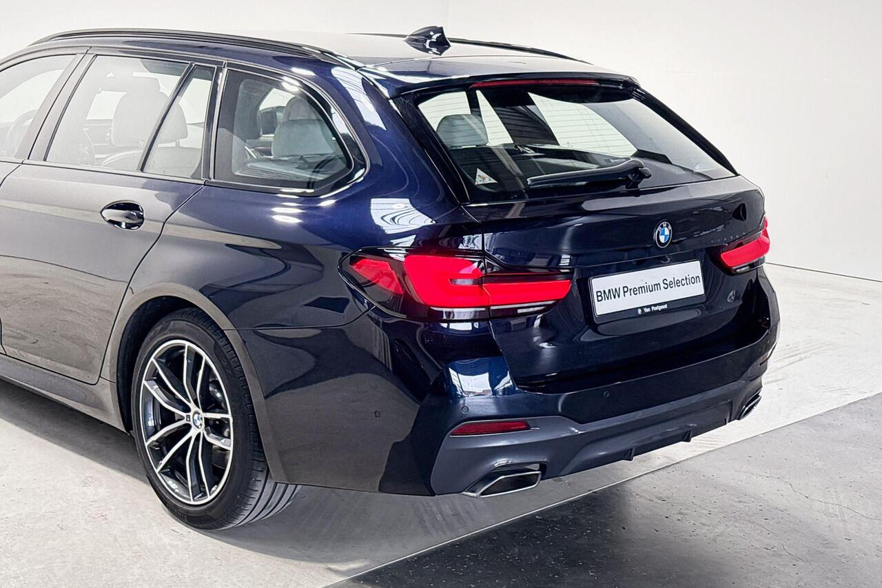 BMW 5-SERIE Touring 520i High Executive Edition M Sportpakket Aut.