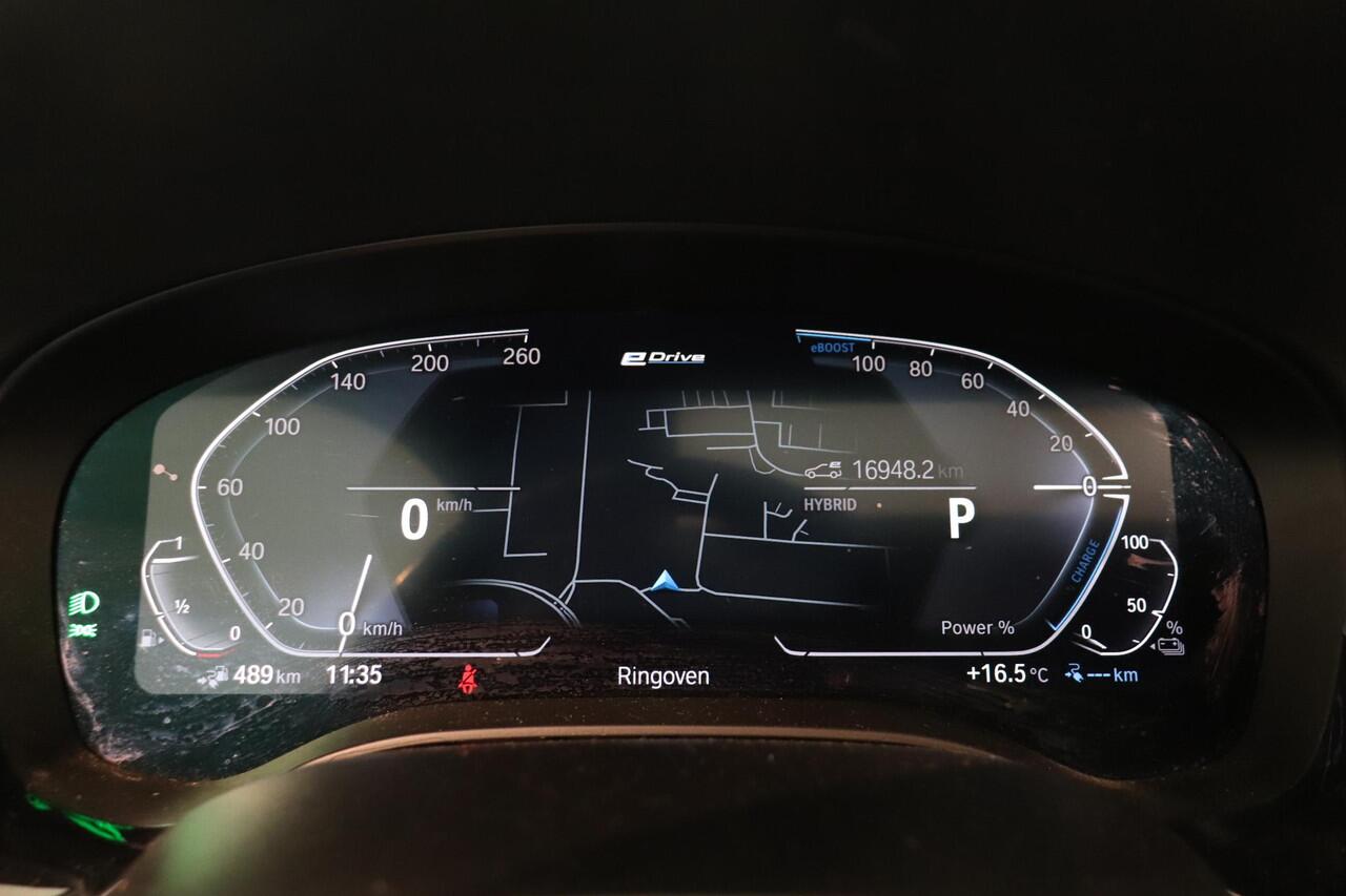 BMW 5-SERIE 530e Business Edition Plus | Panoramadak | M-sport | Laser LED | SoH 95% | Leder | Memory |