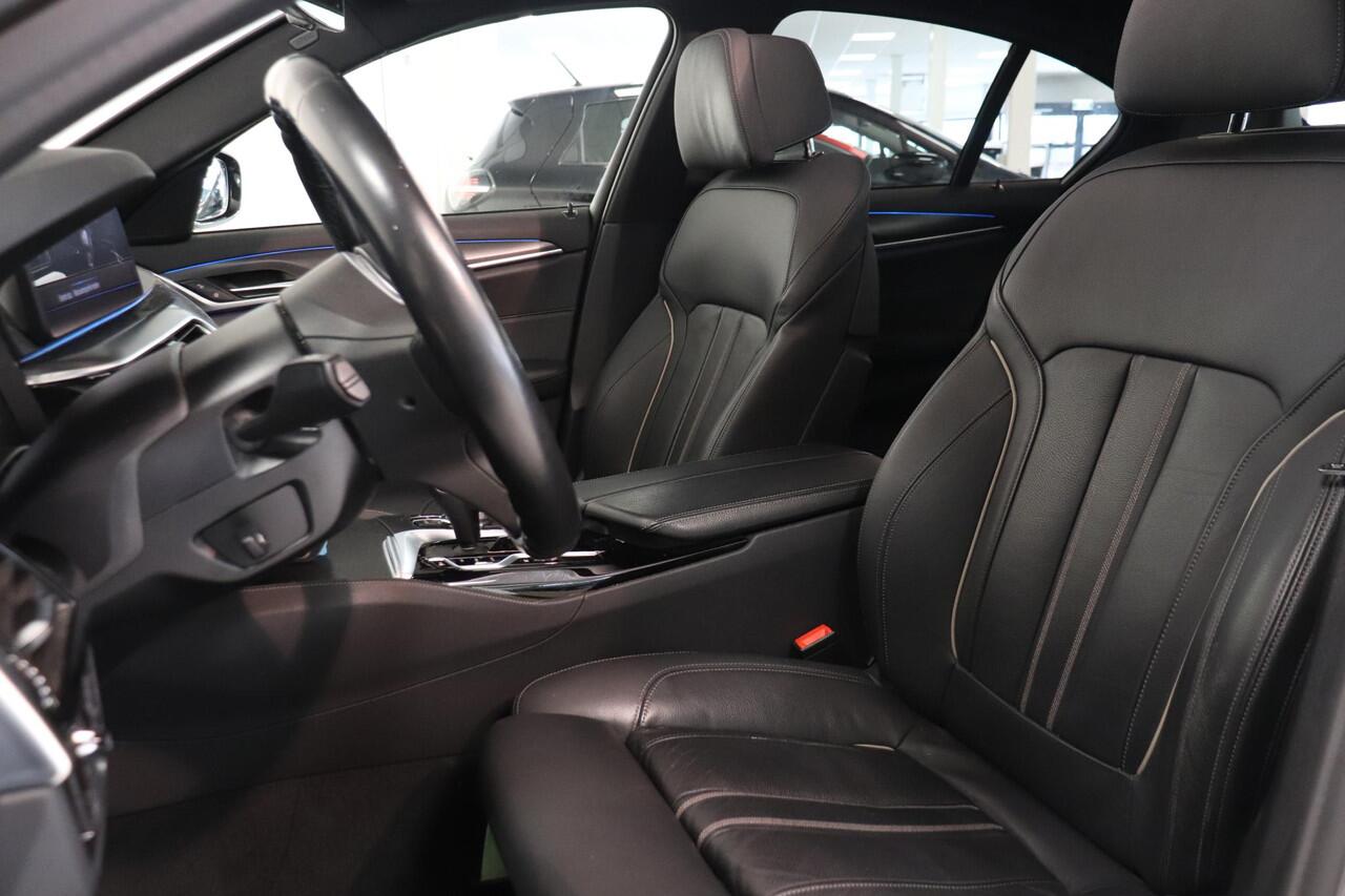 BMW 5-SERIE 530e Business Edition Plus | Panoramadak | M-sport | Laser LED | SoH 95% | Leder | Memory |