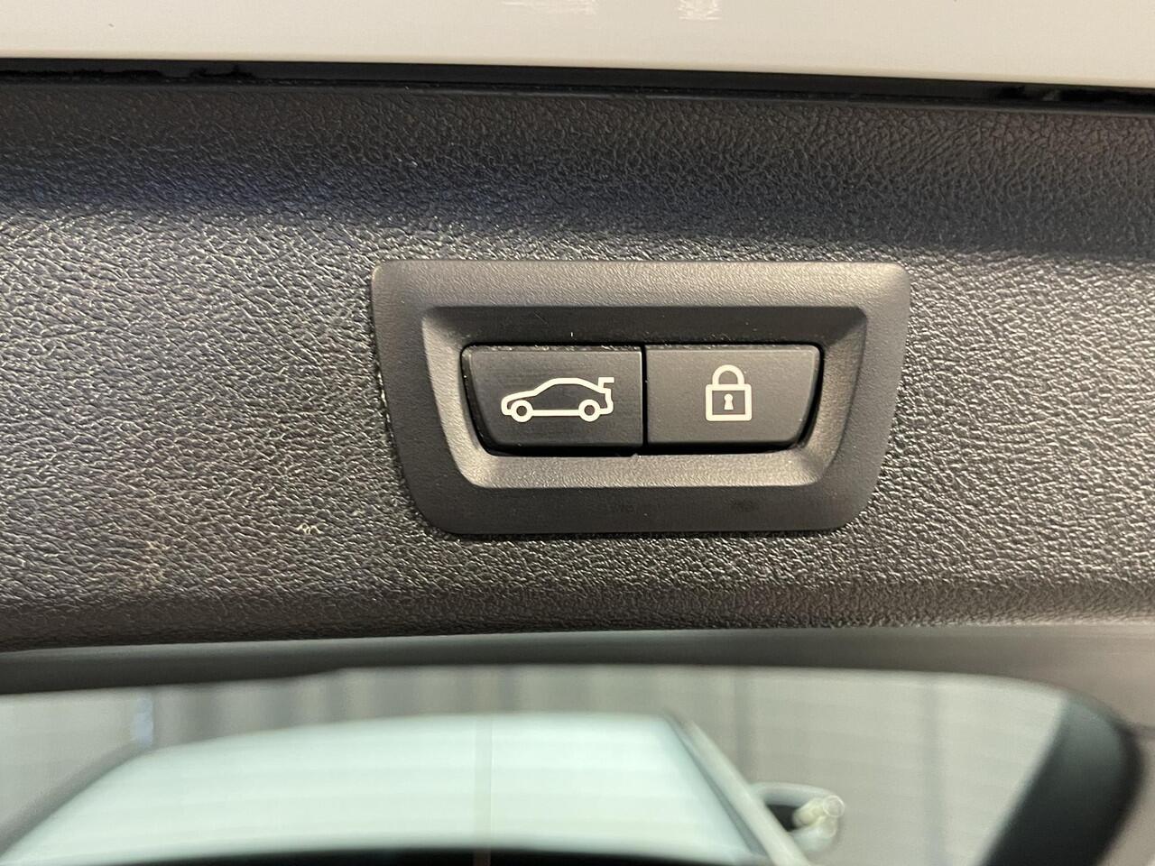 BMW 5-SERIE Touring 530e xDrive High Executive M Sport 18"/Laser LED/Leder/Head-up/Keyless/Trekhaak/Stoelverwarming/Adaptieve cruise/Dodehoek/Camera/Apple Carplay & Android Auto/HiFi