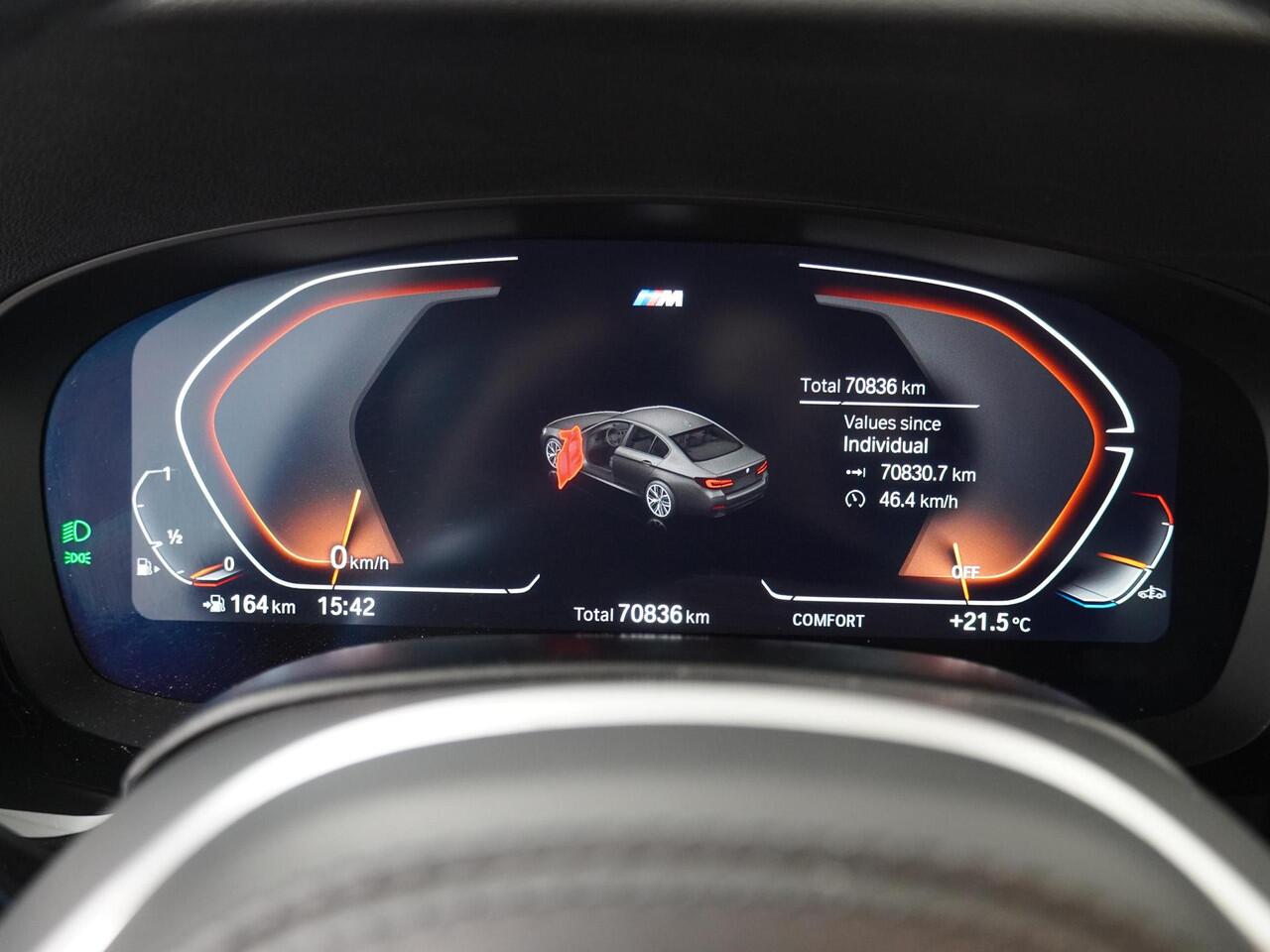 BMW 5-SERIE 520i Business Edition Plus M Sportpakket | Laserlight | HiFi |