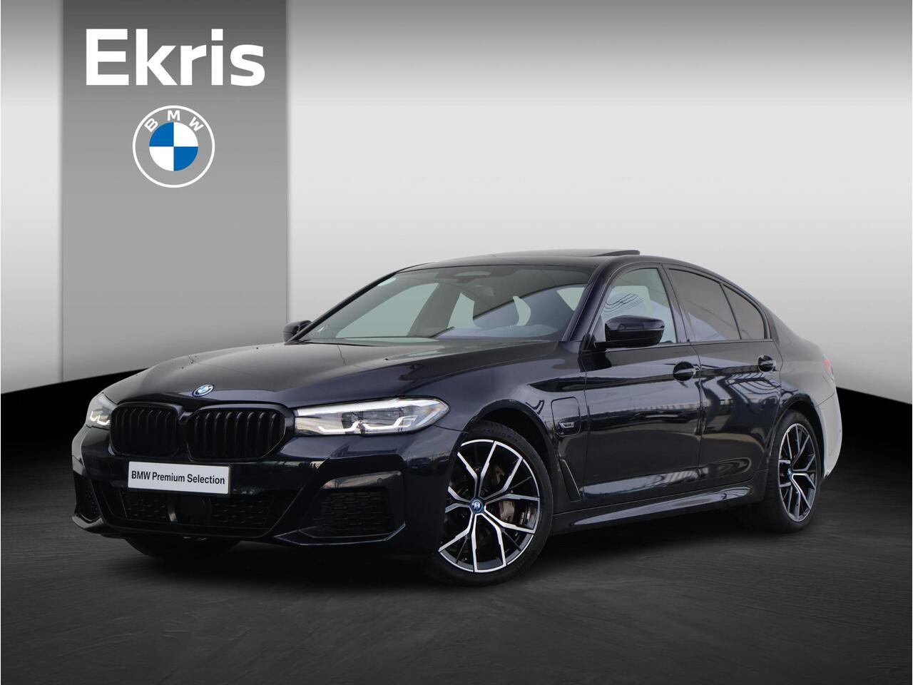 BMW 5-SERIE 545e xDrive Business Edition Plus M Sportpakket/ Stuurwielrand verwarmd/ Achteruitrijcamera/ Active Cruise Control/ Head-Up/ HiFi/ Panoramadak