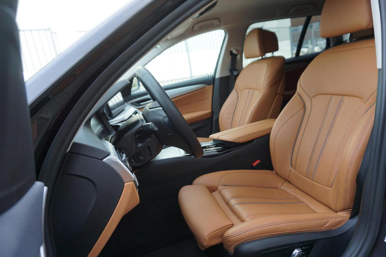 BMW 5-SERIE Touring 530e xDrive Business Edition Plus/Laser Led/Leer/ Origineel Nederlands