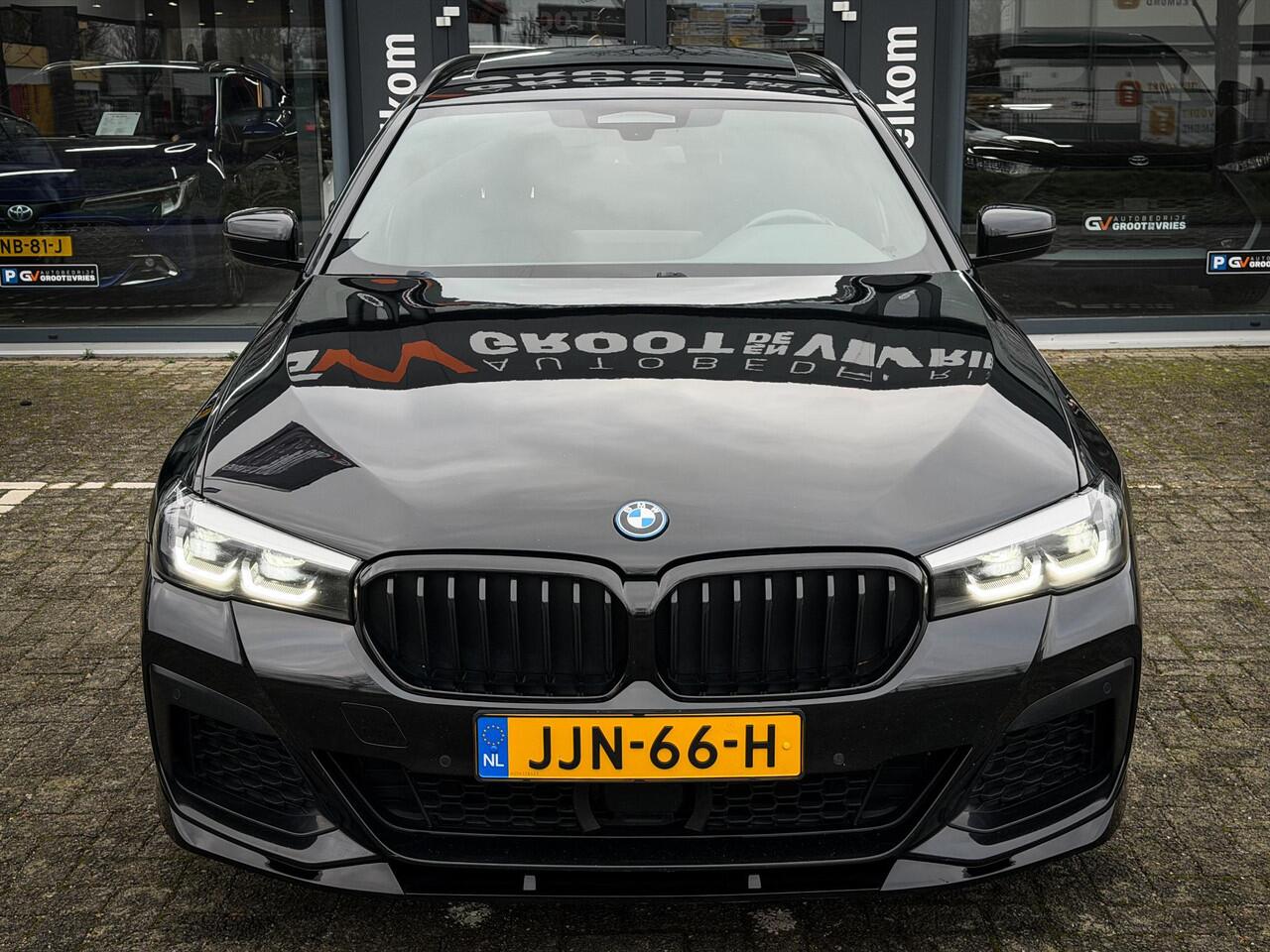 BMW 5-SERIE Touring 530e Business Edition Plus M-Sport|Panorama|Shadow|Trekhaak|Stoel/stuurverwarming