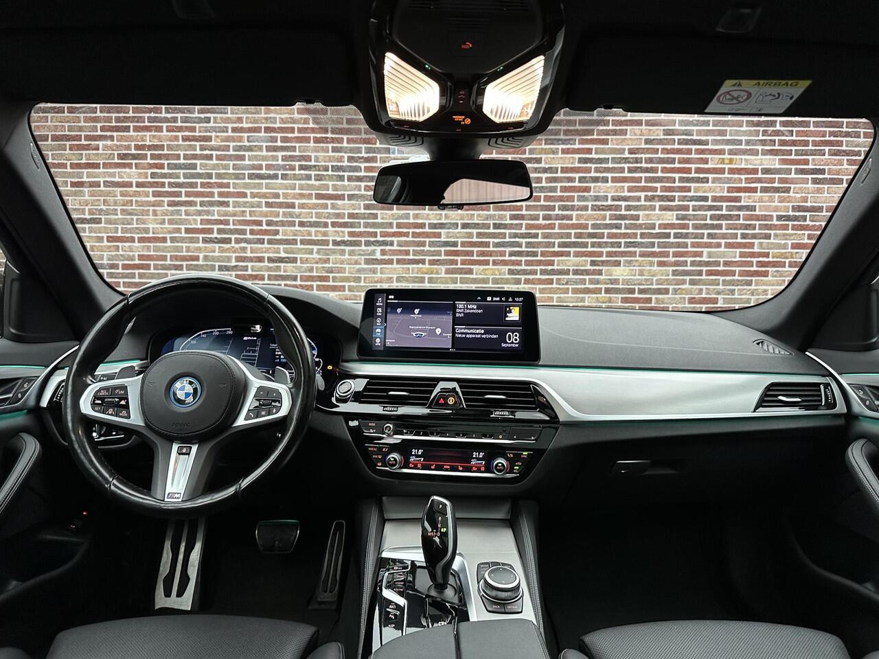 BMW 5-SERIE Touring 520e High Executive M-sport| Dak| Head-up| LaserLight