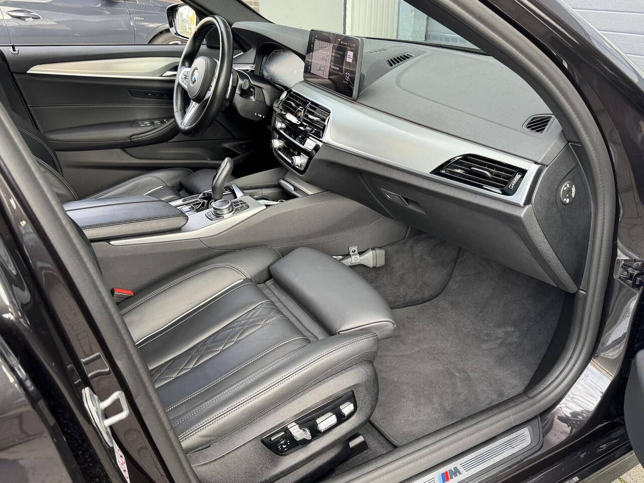 BMW 5-SERIE 520i BUSINESS EDITION PLUS I M SPORTPAKKET I SCHUIFDAK I TREKHAAK I PARKING PACK I LASER LIGHTS