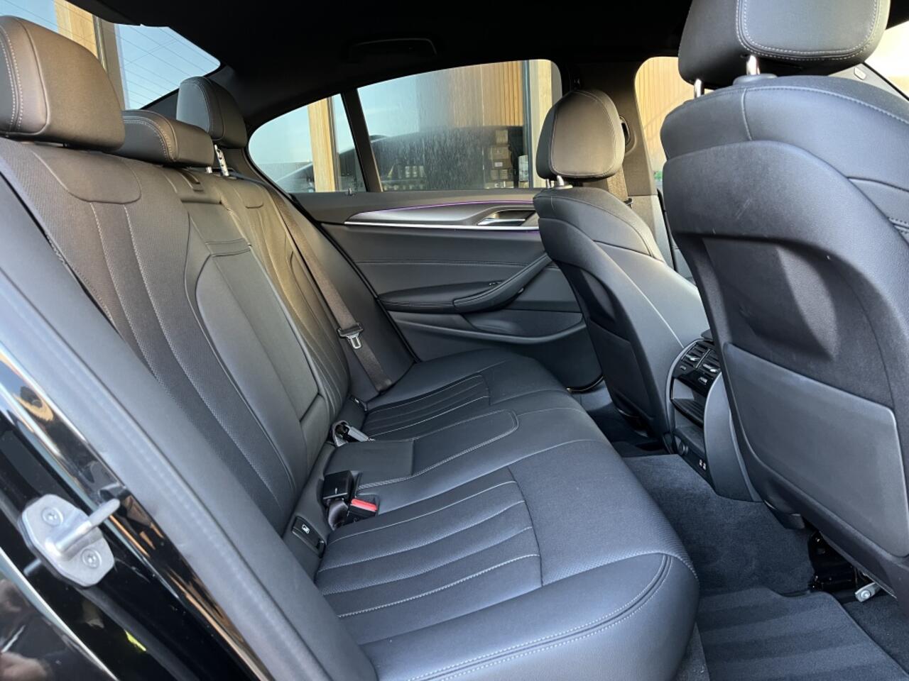 BMW 5-SERIE 545e | M-sport | | Camera | Elect-Trekhaak | Led |