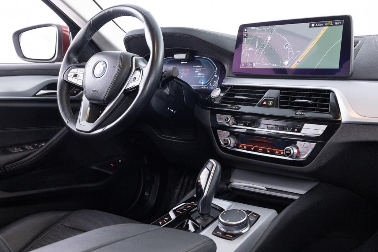 BMW 5-SERIE 545 e xDrive Executive | Full LED | LEDER | PHEV