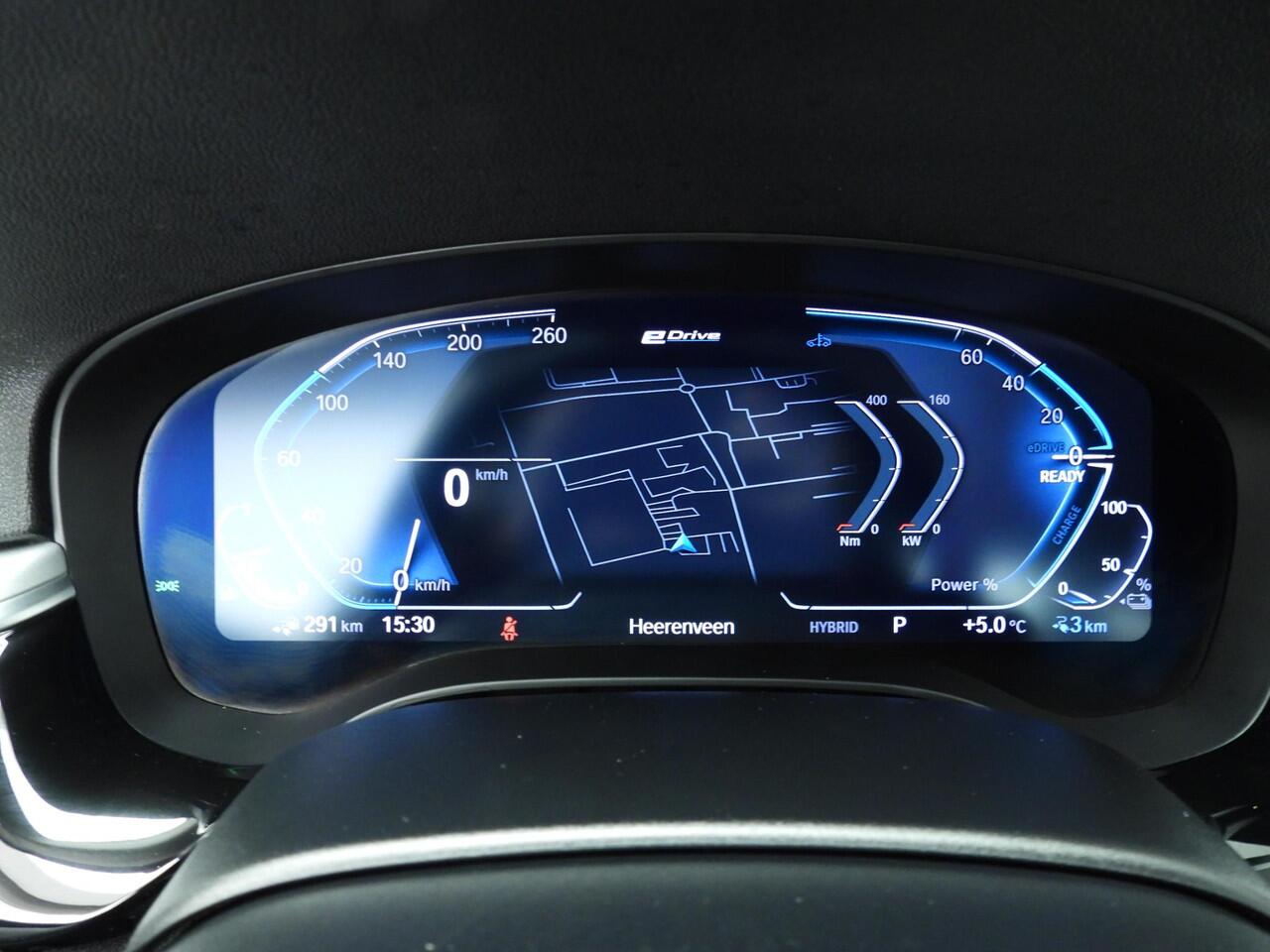 BMW 5-SERIE Sedan 520e | Laserlicht | Leder | Navigatie | Elektr. zetels | Stoelverwarming | PDC | DAB | Alu 18 inch