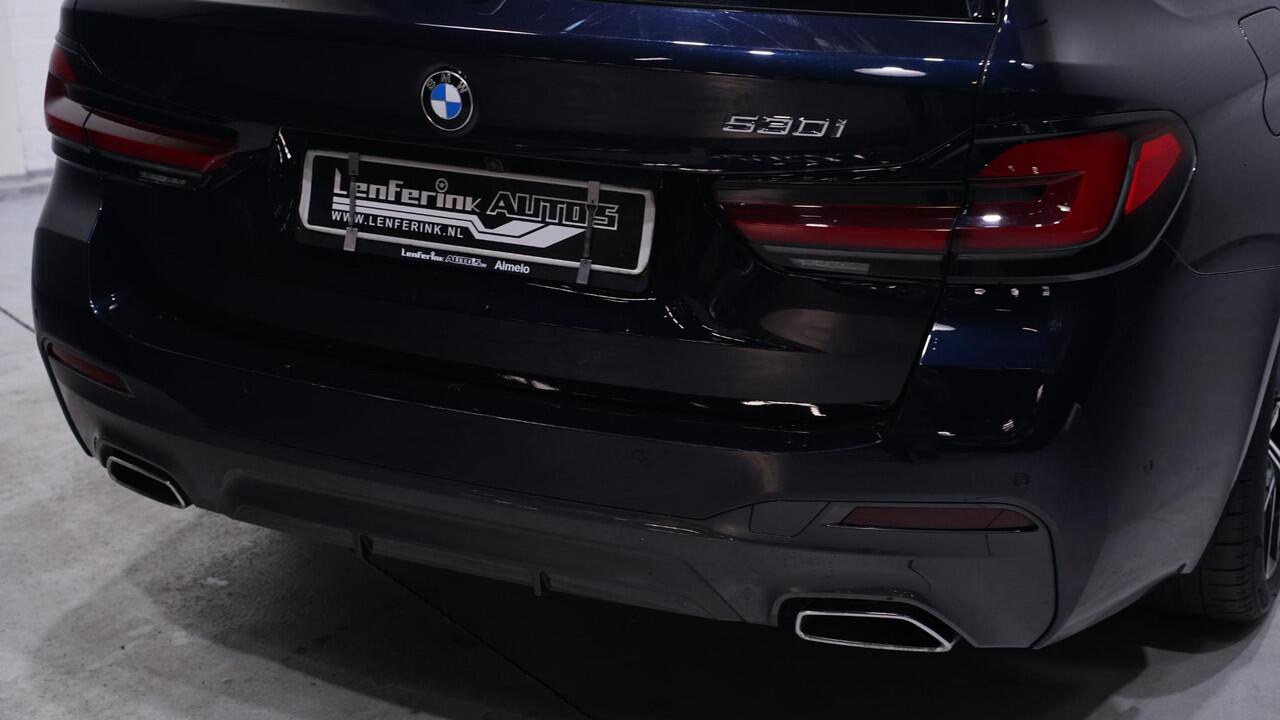 BMW 5-SERIE 530i M Sport 1e eigen NAP NL-auto Laser light Nappa leder comfort stoelen/memory Harman-kardon 19"-lmv Camera Head-up Apple
