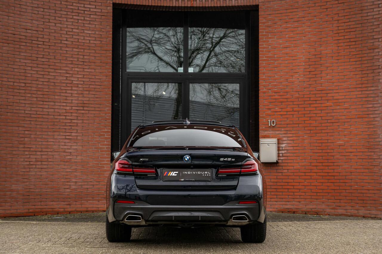 BMW 5-SERIE 545e xDrive 394pk M-Sport CoPilot Laser 15.333km !