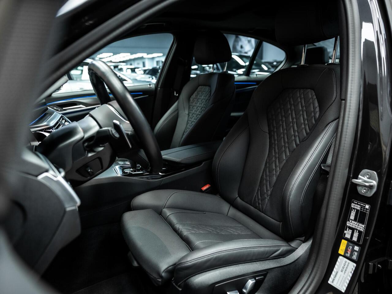 BMW 5-SERIE 545e xDrive Business Edition Plus M-sport | Comfort Lederen Stoelen | Harman/Kardon | Stuurverwarming | Driving Assistant |