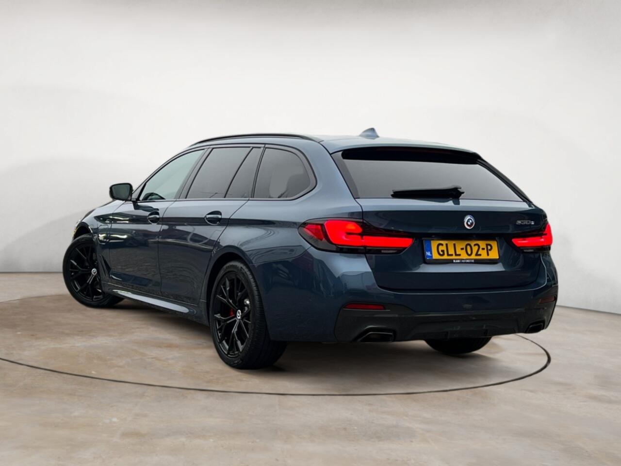 BMW 5-SERIE 530e BusinessEdition+ | M-Sport | laser | BMW 50jahre |driving a