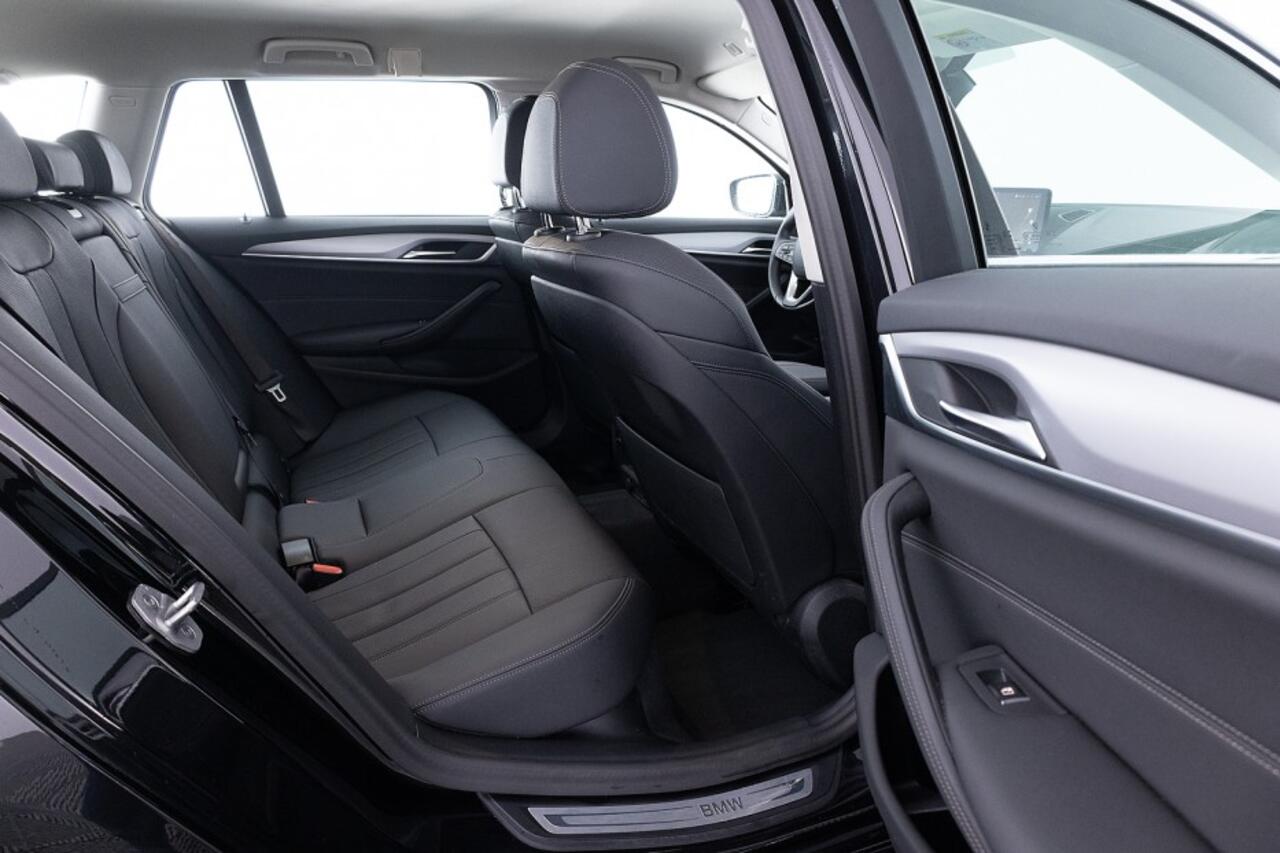 BMW 5-SERIE 530 e Touring Business Edition Plus | LEDER | LED ? 1e Eigenaar